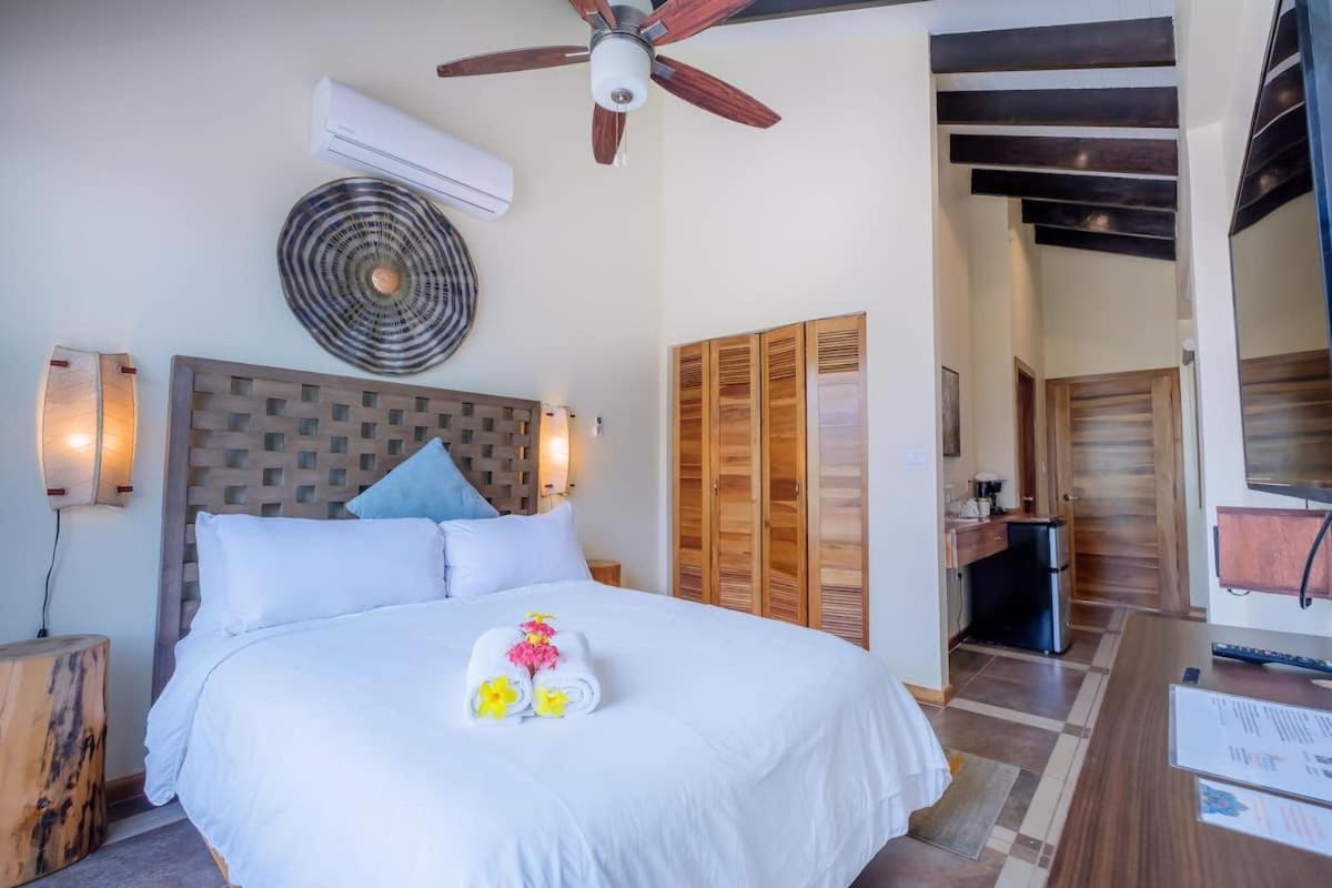 Brisa Oceano Resort Placencia Ngoại thất bức ảnh